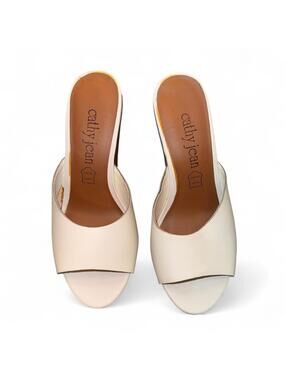 Cathy Jean Cream and Tan Platform Wedge Mule Heels Size 7